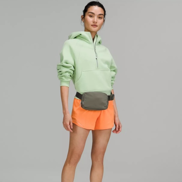 NWT Lululemon Grey Sage Everywhere Belt Bag! - Picture 2 of 9